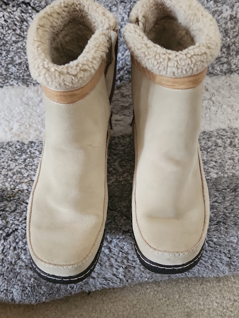Lands' End  Size 10 Cream Suede Shearling-Trim Winter Ankle Boots
